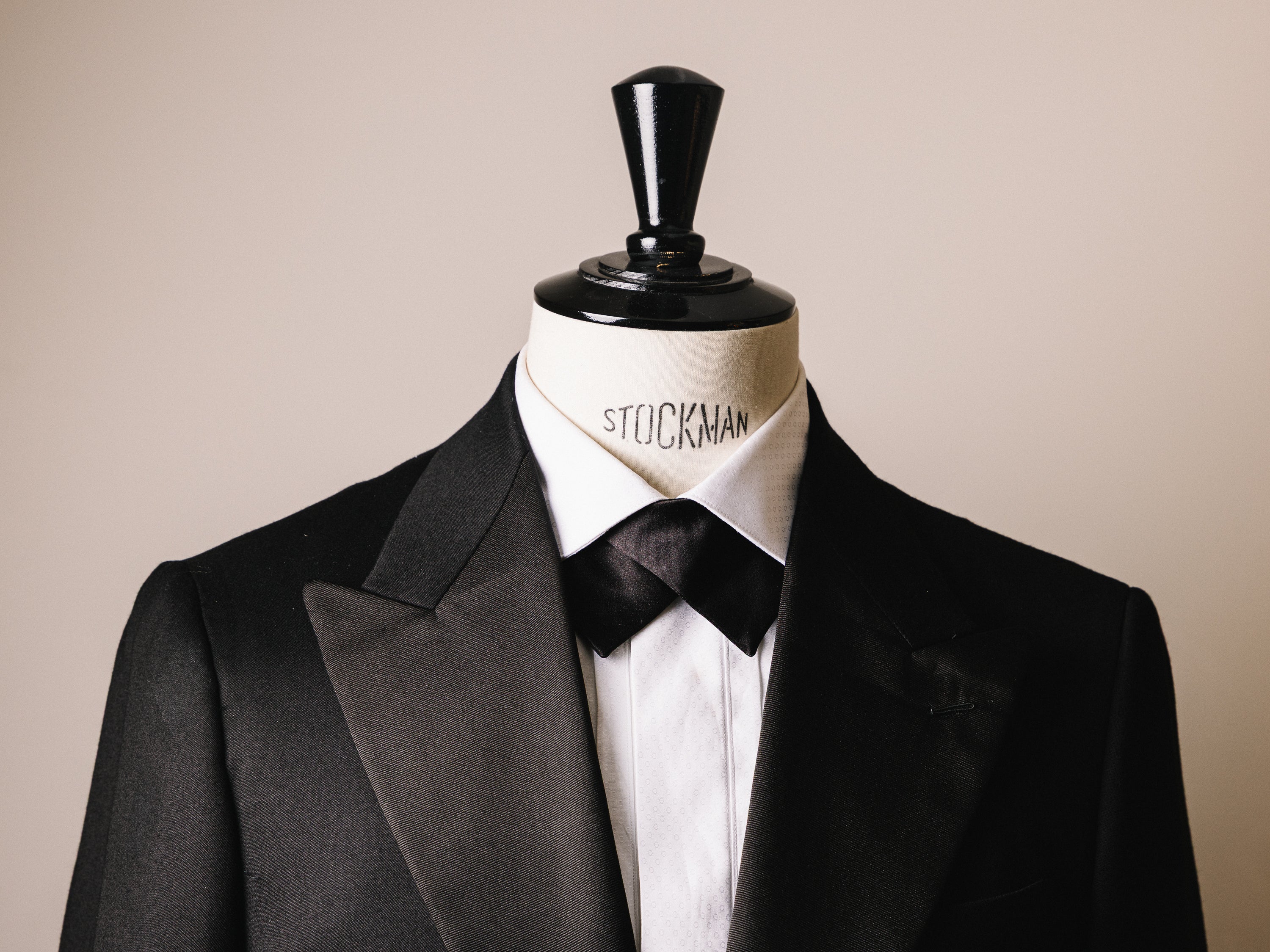 Continental - Black Silk Satin Bow Tie