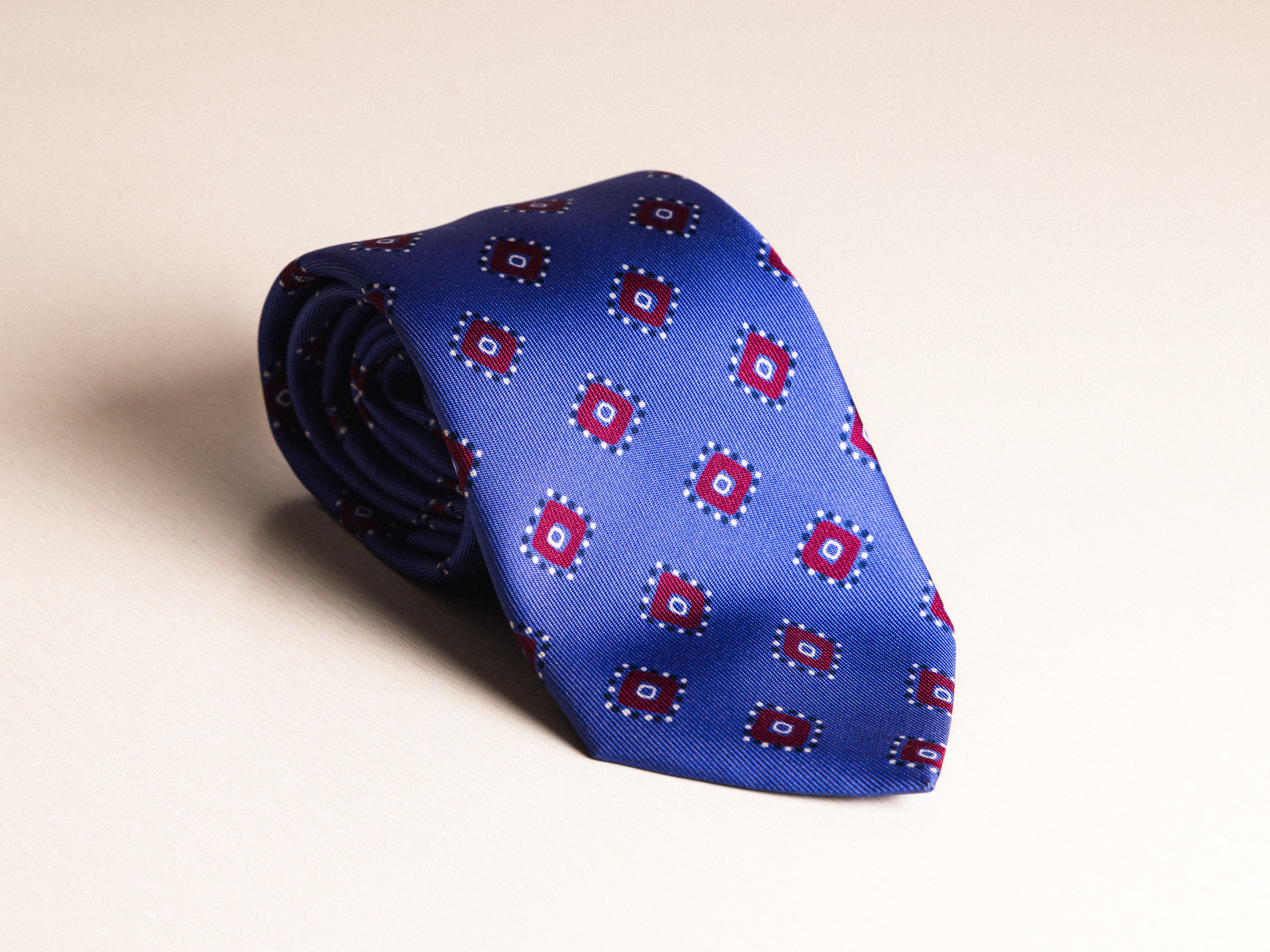Periwinkle Medallion Tie