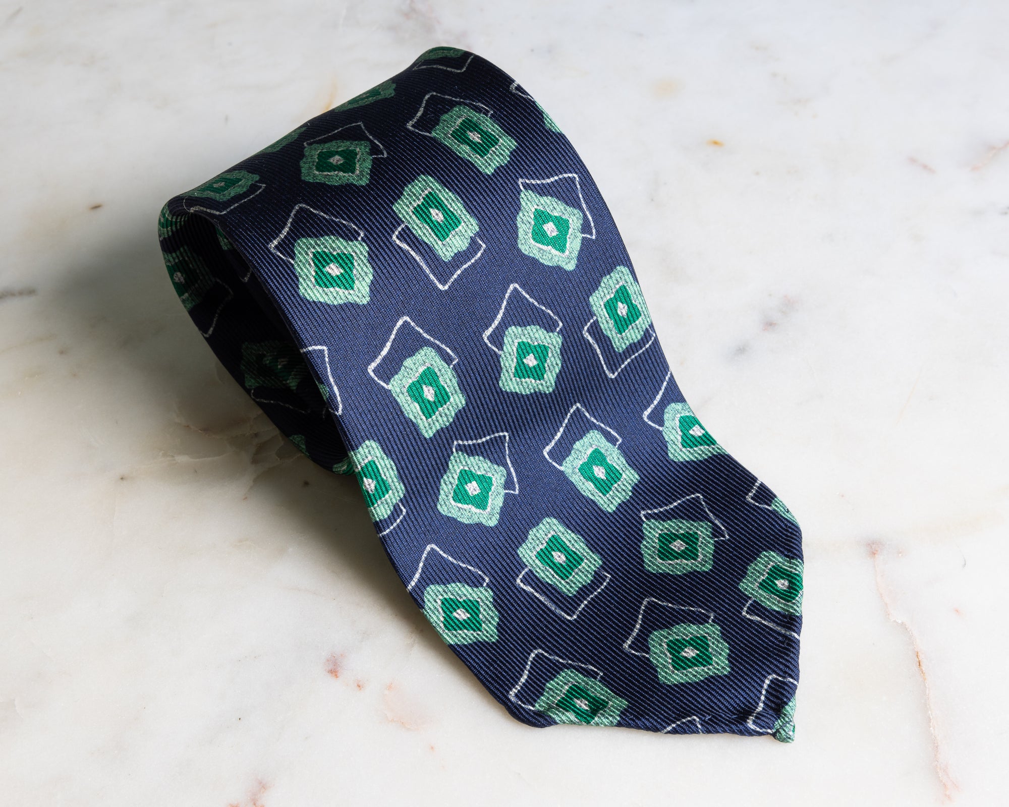 Navy Green Shapes Silk Salione