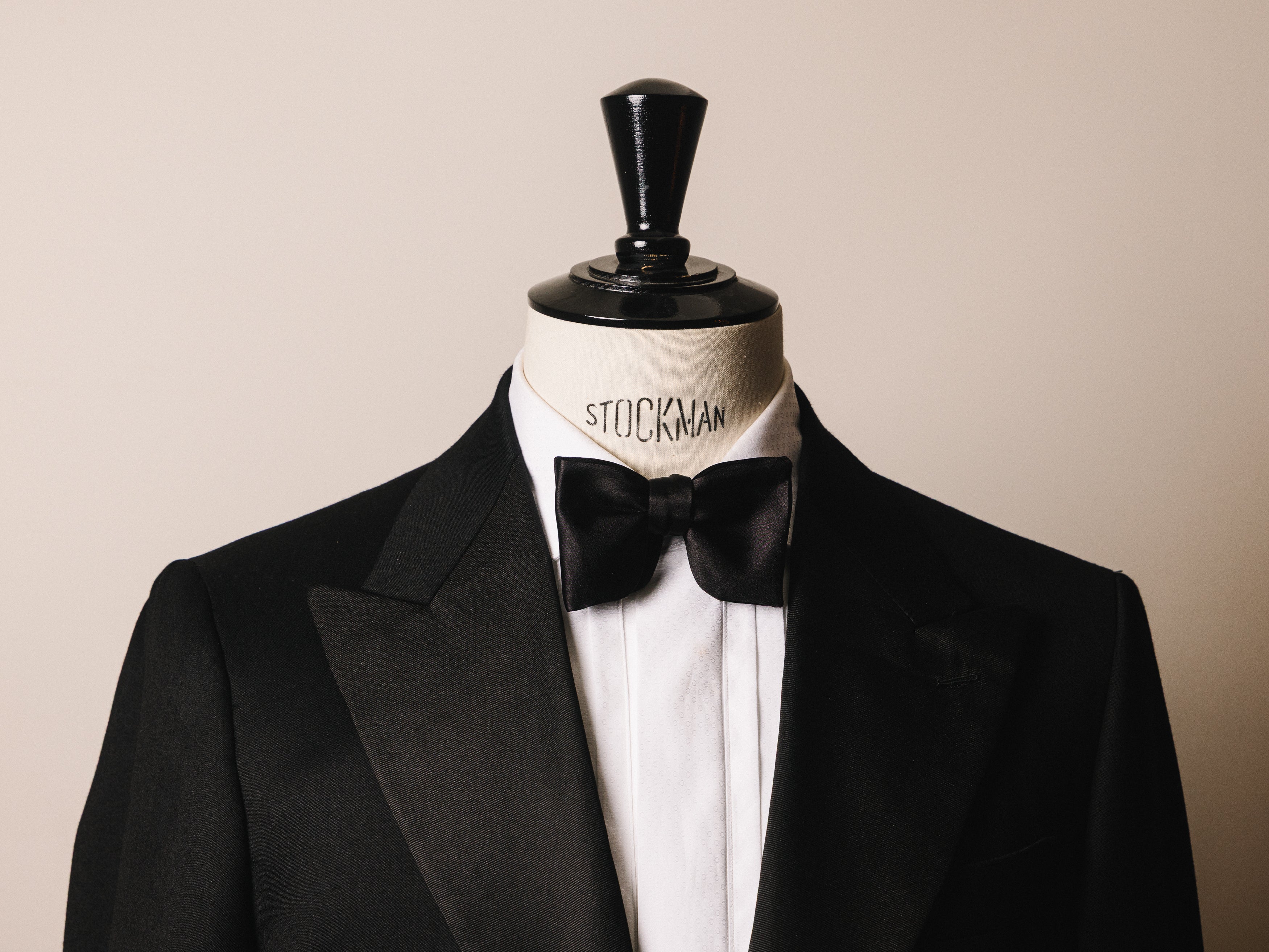 Small Laurent - Black Silk Satin Bow Tie