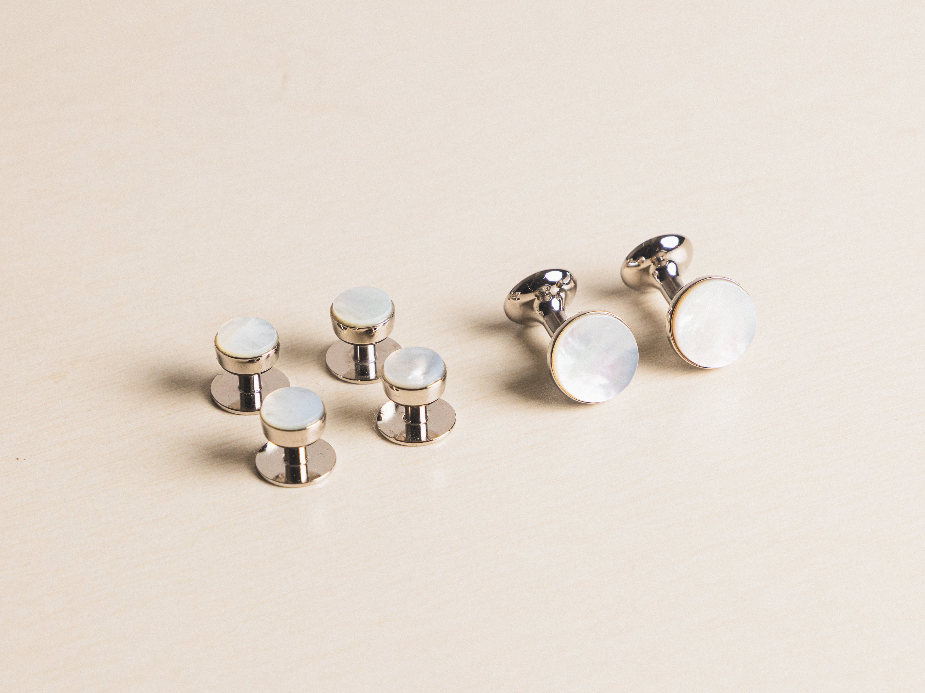 Mother of Pearl Bow Silver Dress Set