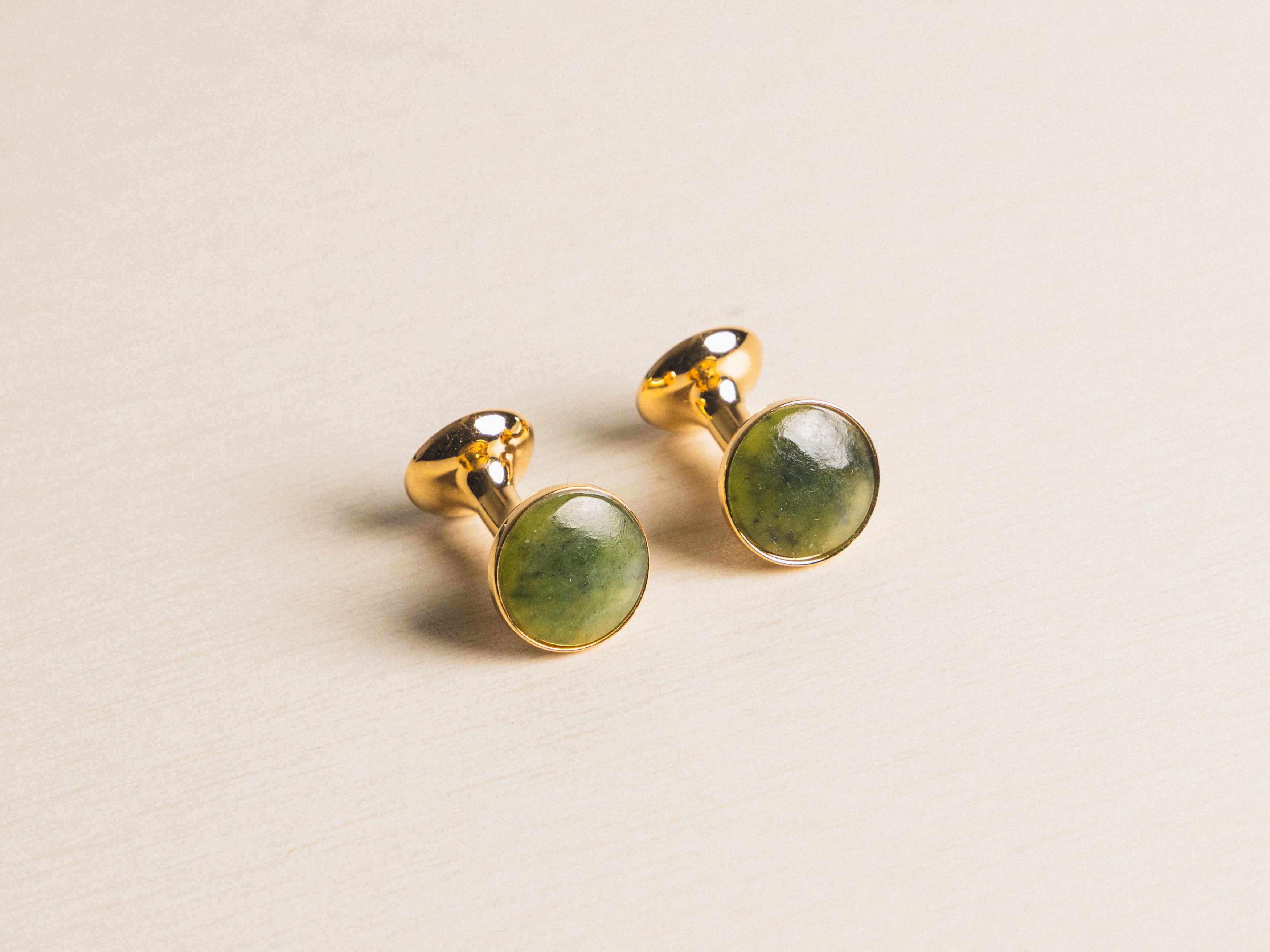 Jade Bow Gold Cufflinks