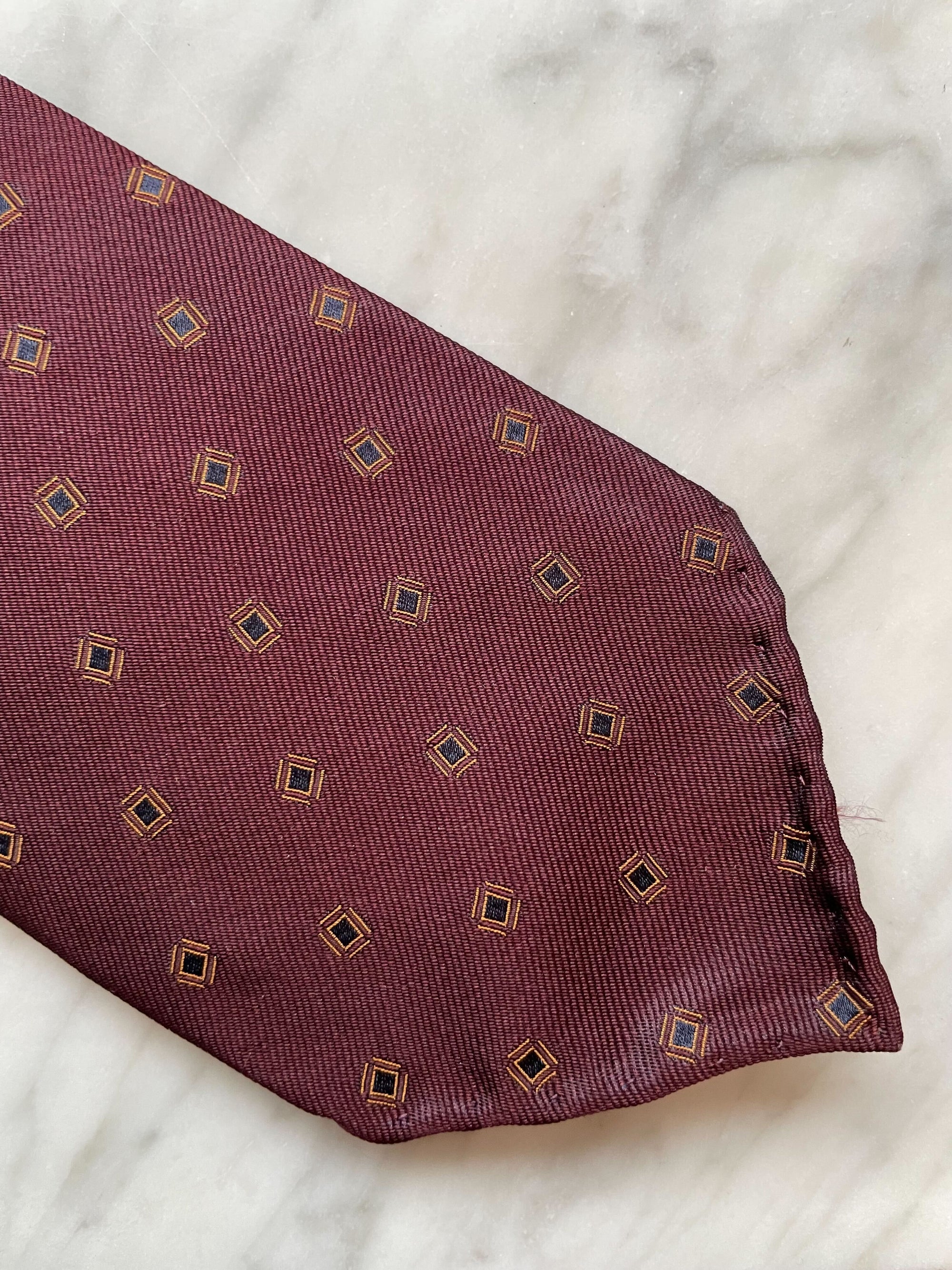 Wine Mini Geo Silk Tie