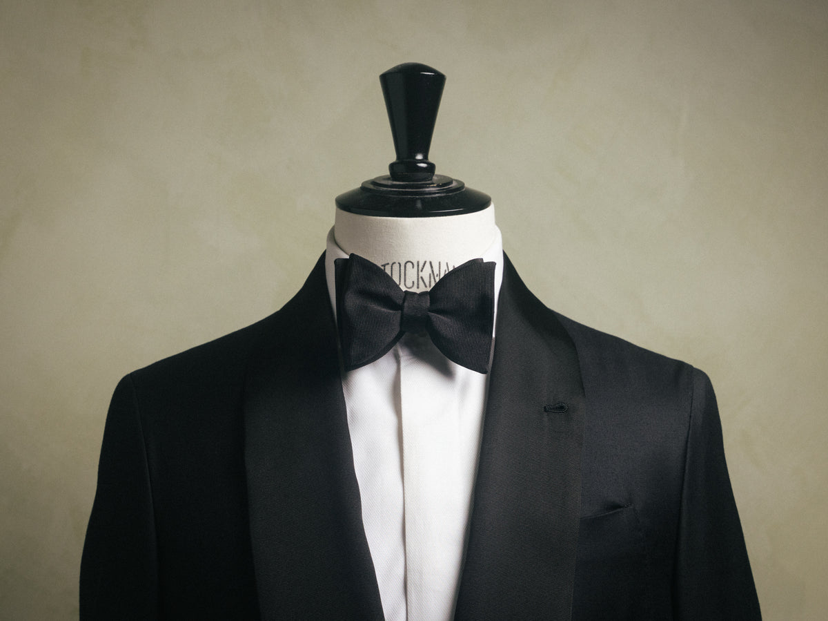 Large Classic - Black Silk Bow Tie
