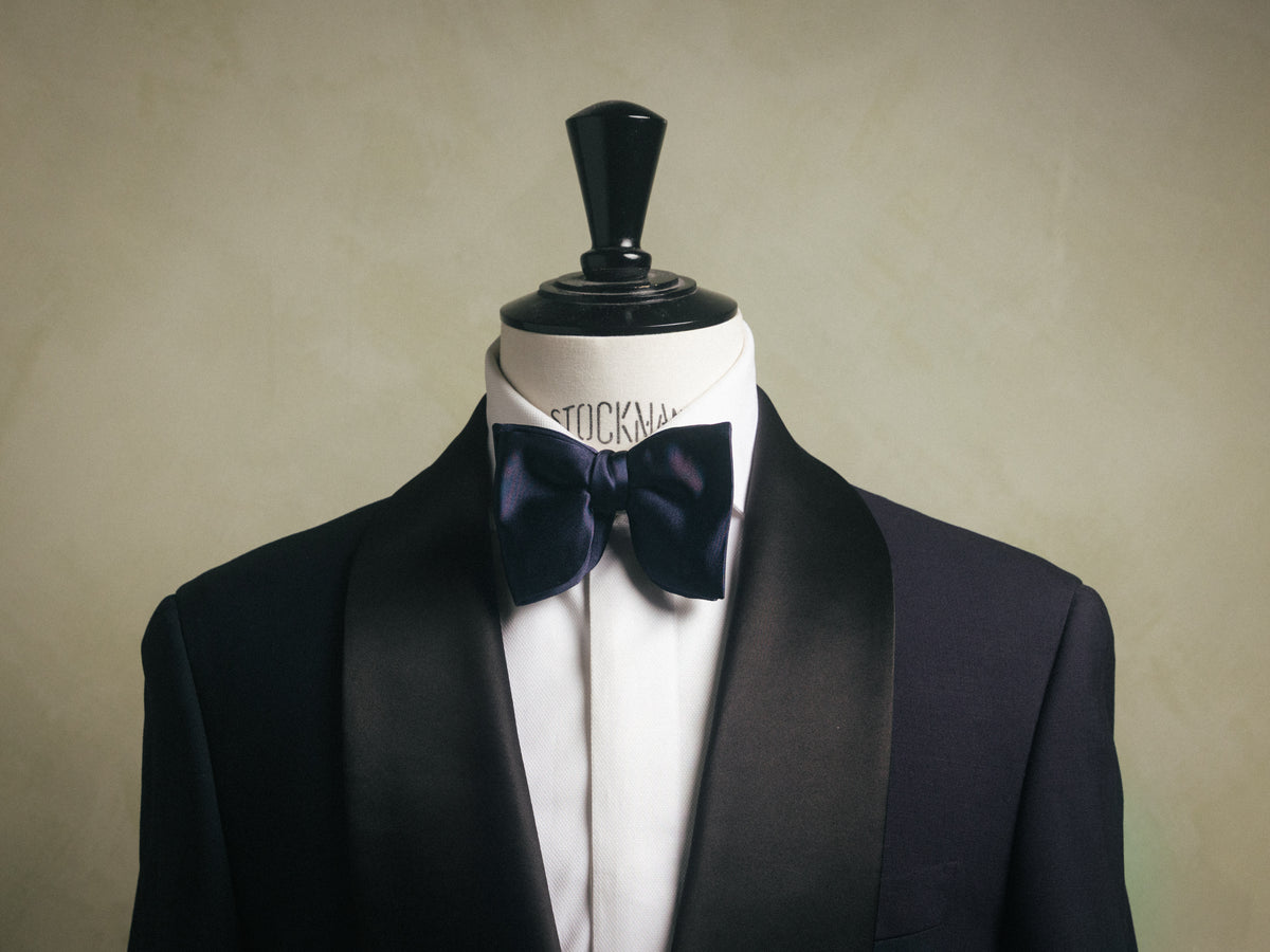 Medium Brandon - Silk Bow Tie